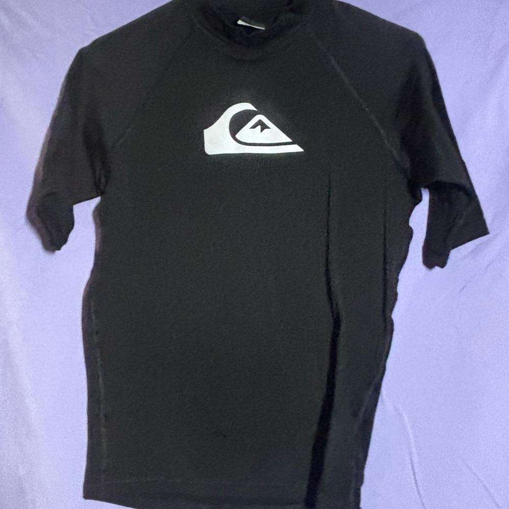 Quiksilver Black Rash Guard